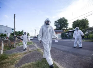 O ano atípico de 2023, com maior volume de chuva, também afeta proliferação do aedes.
Matheus Pé / ESPECIAL